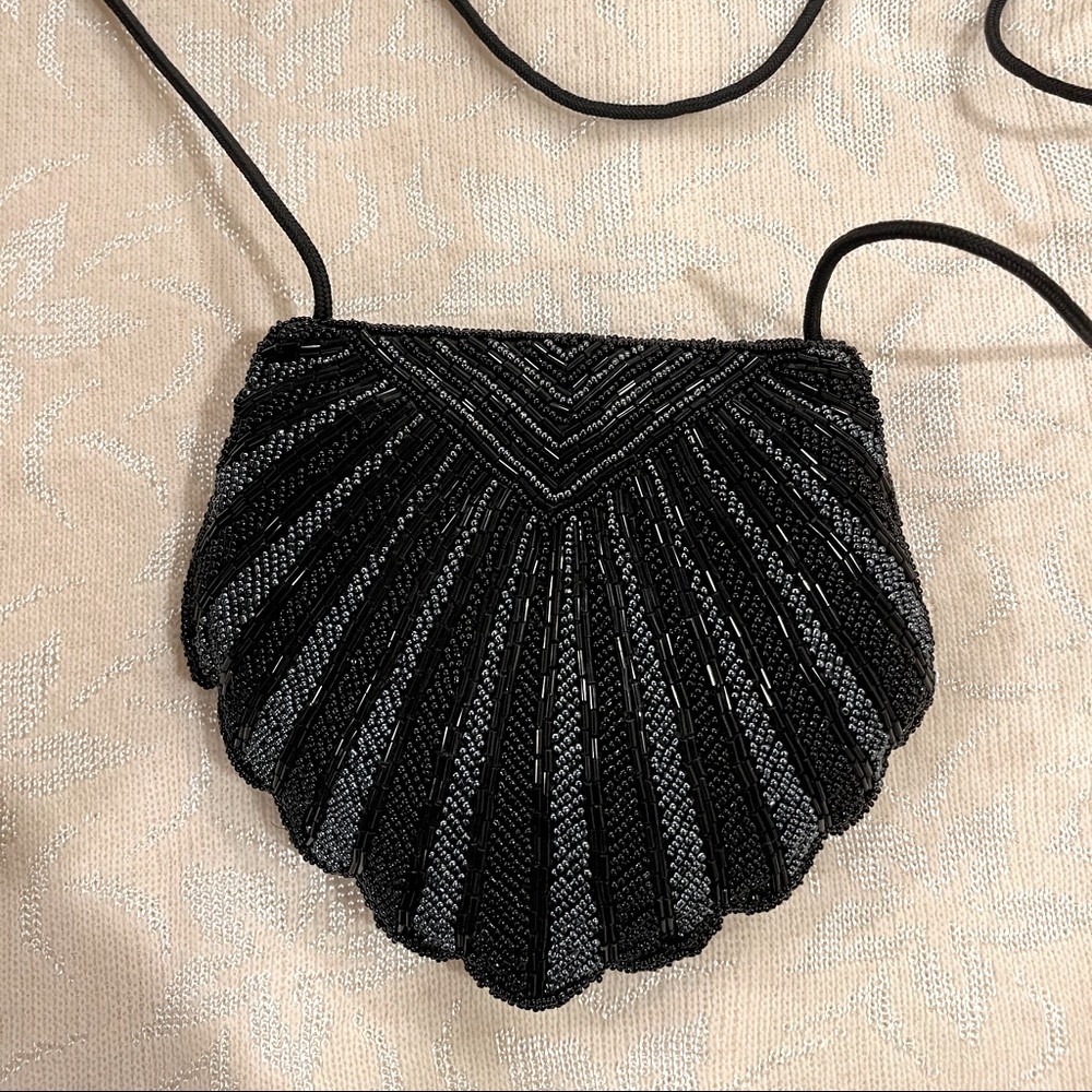 Evening bag hand made with beads